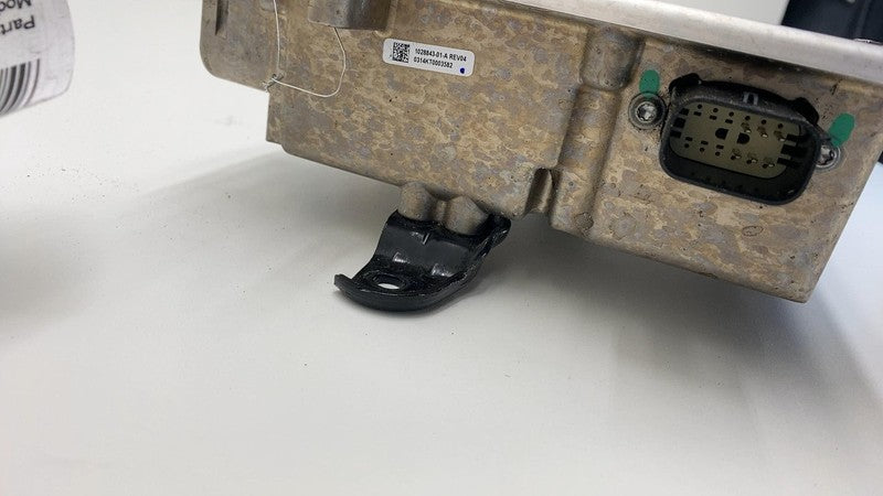 1028843 01 A 2012-2015 Tesla Model S MS Front High Voltage Junction Box Distribution Assembly