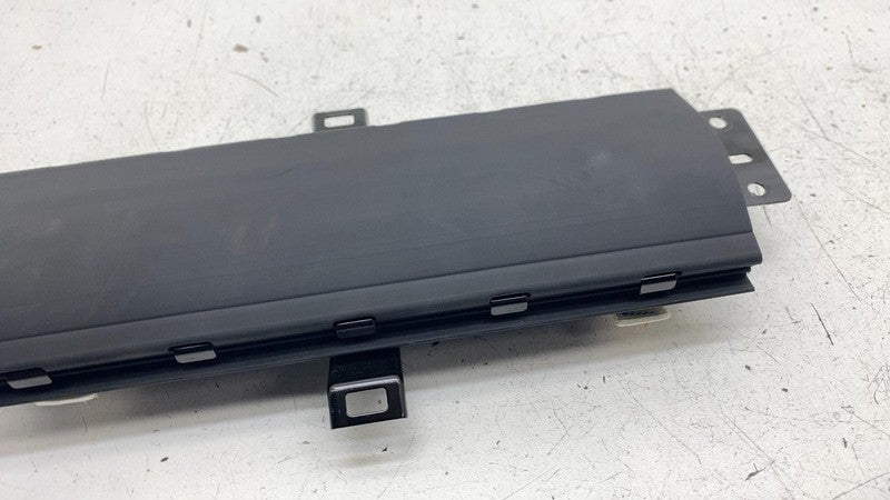 PT00000829J ⭕ 2022-2025 Rivian R1S Front Left or Right Lower Dash Knee Airbag PT00000829-J