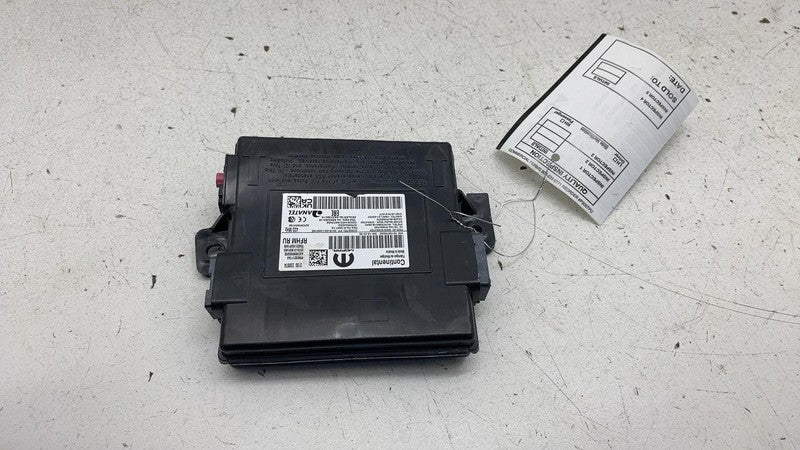 68592117AA ⭕ 21-24 Chrysler Pacifica Keyless Entry Receiver Hub Control Module 68592117AA