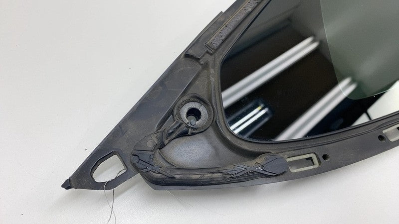 160015600A 2021-2024 Tesla Model S MS Rear Passenger Side Corner Window Quarter Glass Right