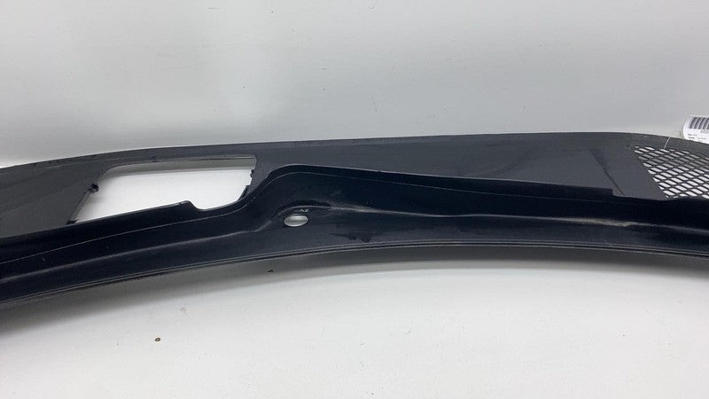 9Y1.819.401.C ⭕ 2019-2024 Porsche Cayenne Front Windshield Cowl Cover Panel Assembly 9Y1819401