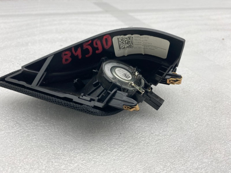 109568600E ⭕ 2017-2023 Tesla Model 3 Front Right Audio Tweeter & Speaker Cover 1095686-00-E
