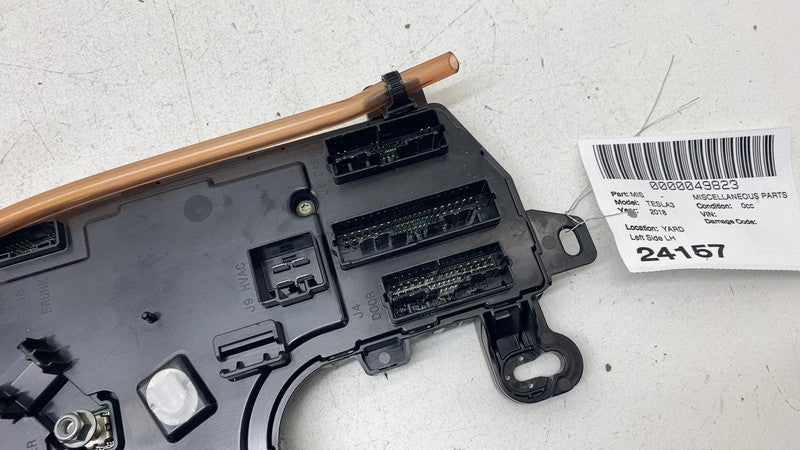 1078673 00 F 2017-2020 Tesla Model 3 M3 Left Low Voltage Controller Electronic Control Module