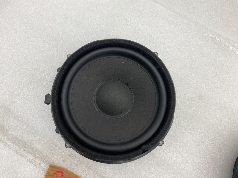 149004000B ⭕ 21-23 Model S Rear Left Side Door Audio Speaker Woofer w/ Bracket 1490040-00-B