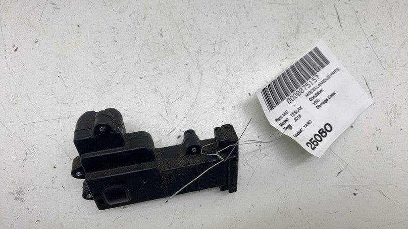 ⭕ 16-24 Model X Front Left Door Pop Actuator Control Unit Module LH 10