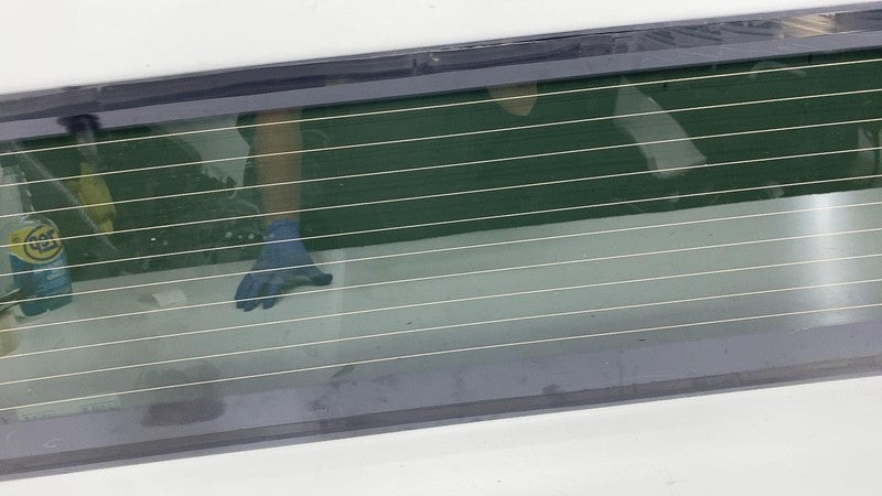 ⭕19-25 Silverado 1500 Back Rear Cabin Rear Screen Glass Fixed Window 8