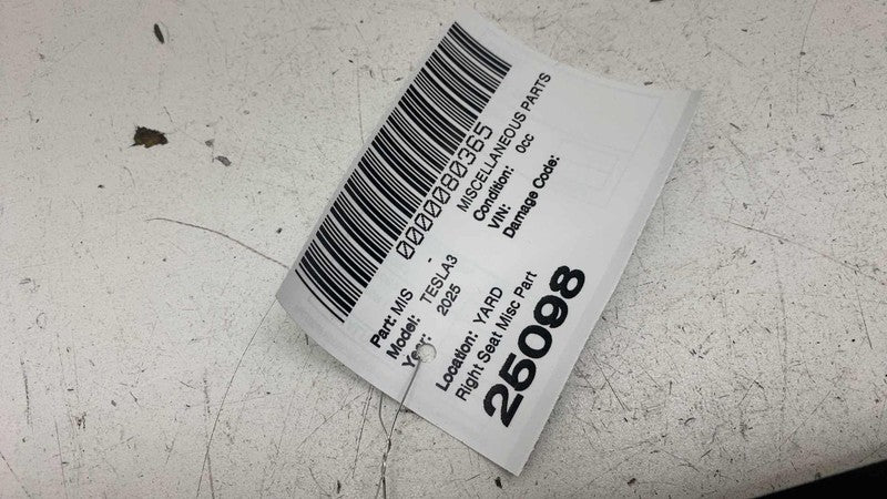 1618233-00-F ⭕ 24-25 Model 3 Front Passenger Seat Inner Trim Cover Panel Right 1618233-00-F