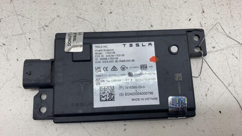 191836800A ⭕ 24-25 Model 3 Bluetooth Low Energy End Point Wheel Liner Module 1918368-00-A