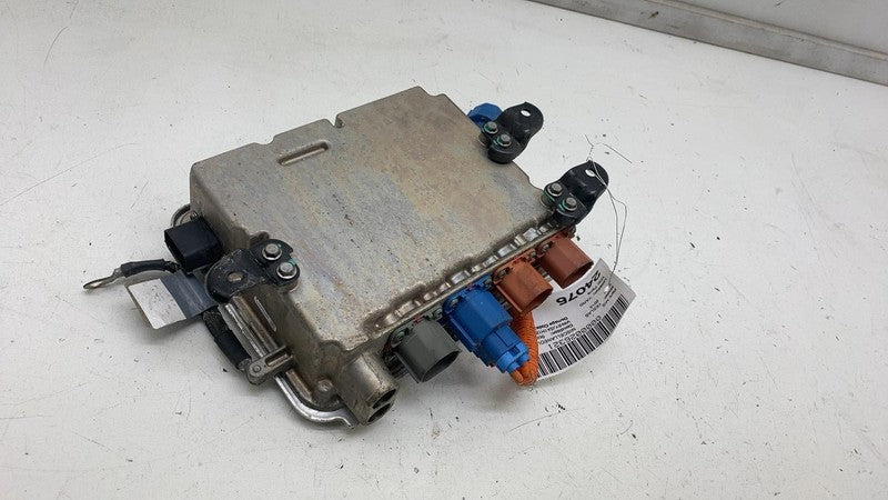 102884301A ⭕ 12-15 Tesla Model S Front High Voltage Junction Box Distribution 1028843-01-A