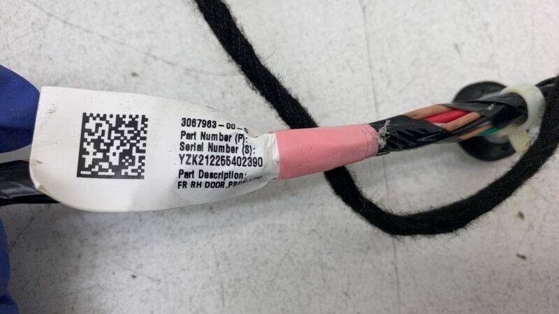 306796300C ⭕2017-2023 Tesla Model 3 Front Right Door Wiring Harness Cable Wire 3067963-00-C