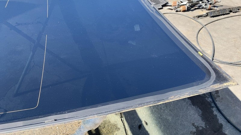 1472925 99 C ⭕ 2017-2020 Tesla Model 3 Rear Trunk Panoramic Backlite Roof Glass Back Section