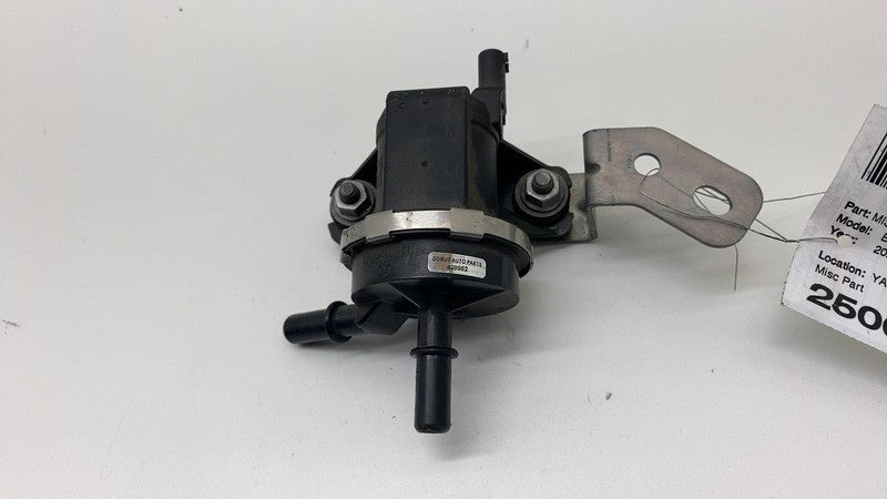 2018 2019 2020 2021 BMW 530e Emission Purge Solenoid Control Valve w/