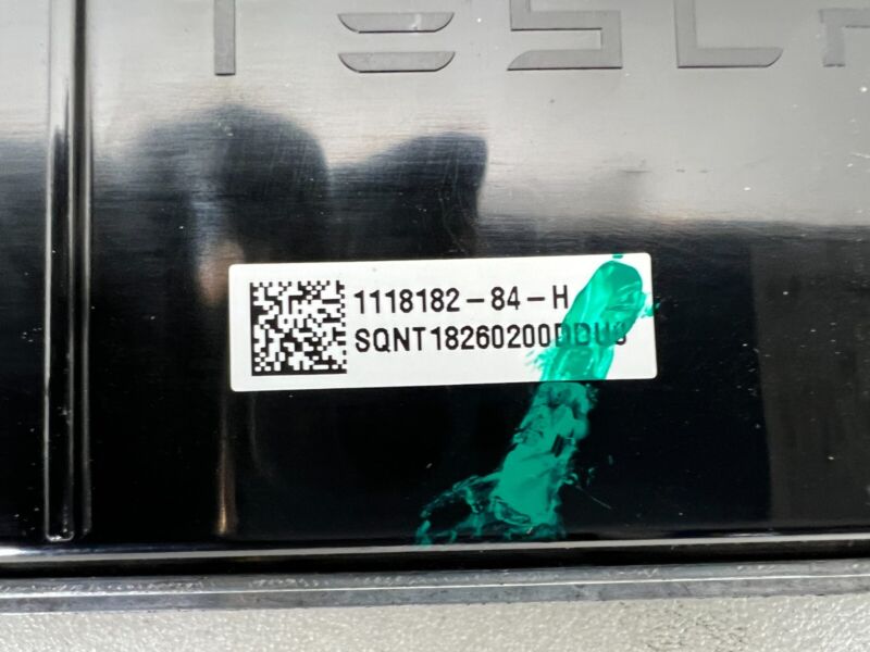 2017-2020 Tesla Model 3 Front Suspension Electrical Control Module 1118182-84-H