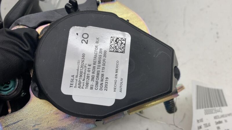 108128101E 17-23 Tesla Model 3 Rear Left / Right 2nd Row Seat Belt & Retractor 1081281-01-E