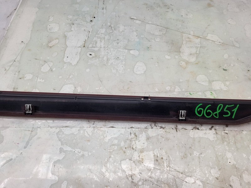 1012217 00 F ⭕12-23 Tesla Model S Passenger Side Skirt Molding Scuff Plate Right 1012217-00-F