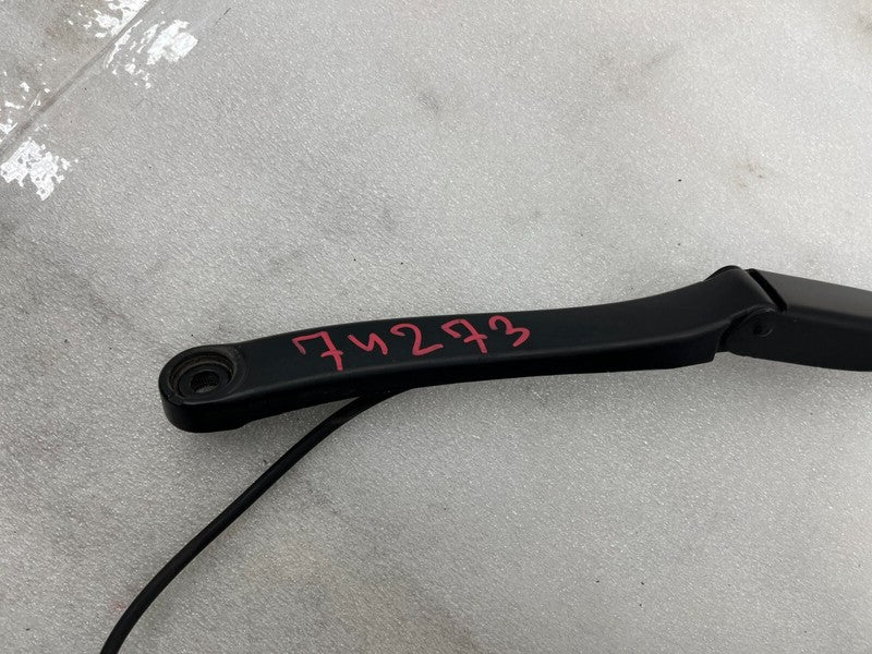 107672900B ⭕ 2017-2022 Tesla Model 3 Front Windshield Wiper Arm & Blade Right 1076729-00-B