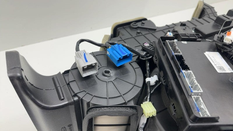 PT00001821-P ⭕ 2022-2024 Rivian R1T Front Heater Core Control Box Blower Housing PT00001821-P