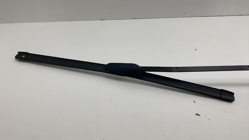 ⭕ 2022 Mercedes EQS 450+ Front Right Windshield Wiper Arm & Blade RH A
