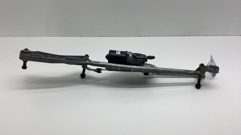 A1668202740 12-19 Mercedes-Benz GLE350 Front Windshield Wiper Transmission Linkage & Motor