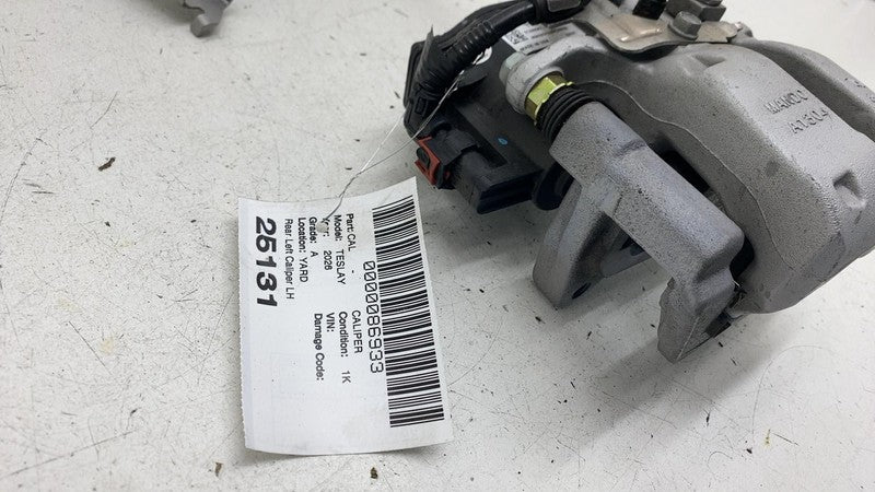⭕ 2025-2026 Tesla Model Y Rear Driver Side Caliper w/ Brake Line Hose