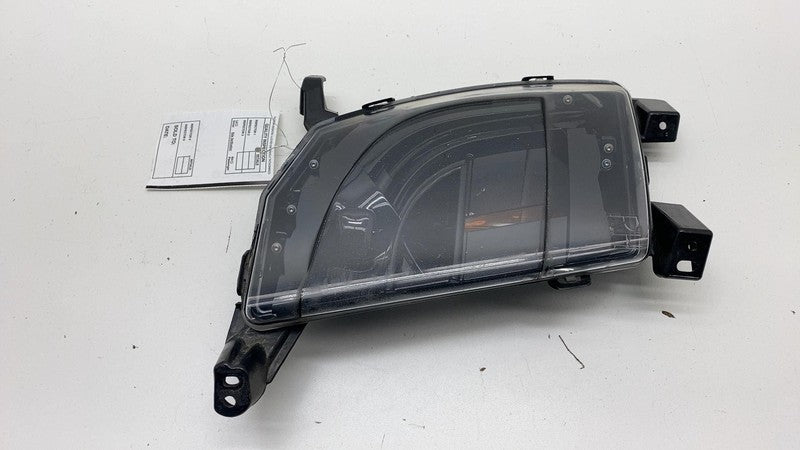 100599600E 12-20 Tesla Model S Front Passenger Fog Light Cornering Lamp Right 1005996-00-E