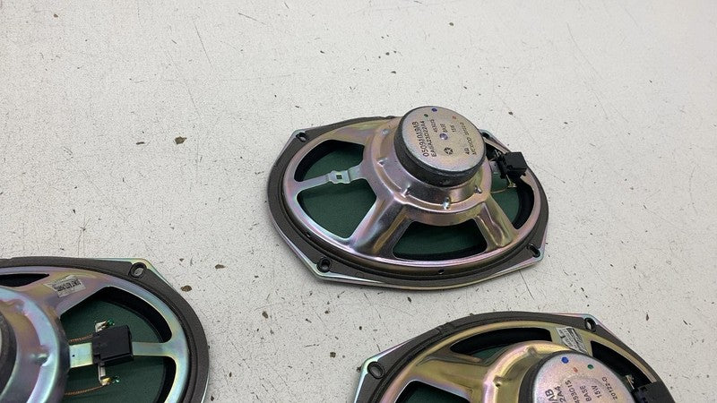 05091019AB ⭕ 2017-2024 Chrysler Pacifica Front and Rear Door Speaker 05091019AB (Set of 4)