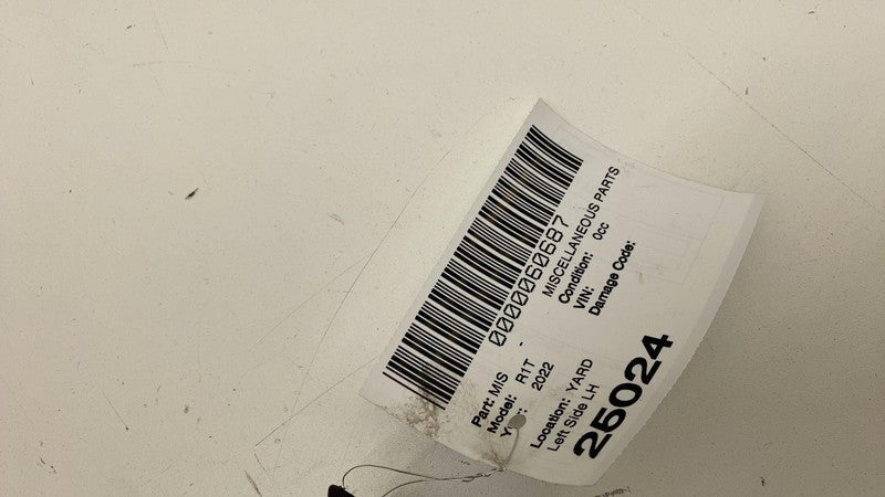 PT00000302E ⭕ 2022-2024 Rivian R1S R1T Underhood Left Side Closeout Trim Apron PT00000302-E