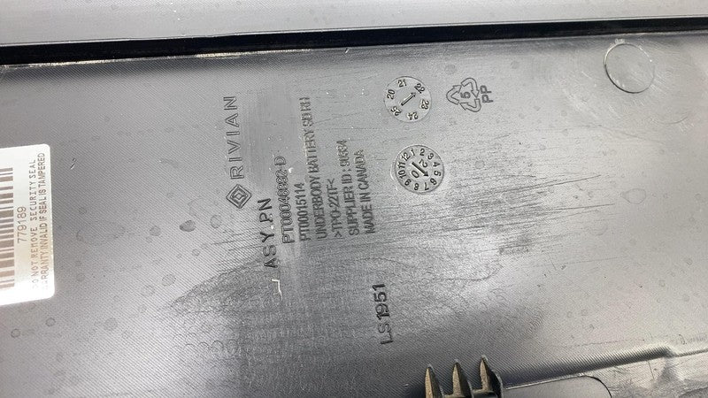 PT00046992D ⭕22-24 Rivian R1T Right Passenger Side Underbody Battery Cover Trim PT00046992-D