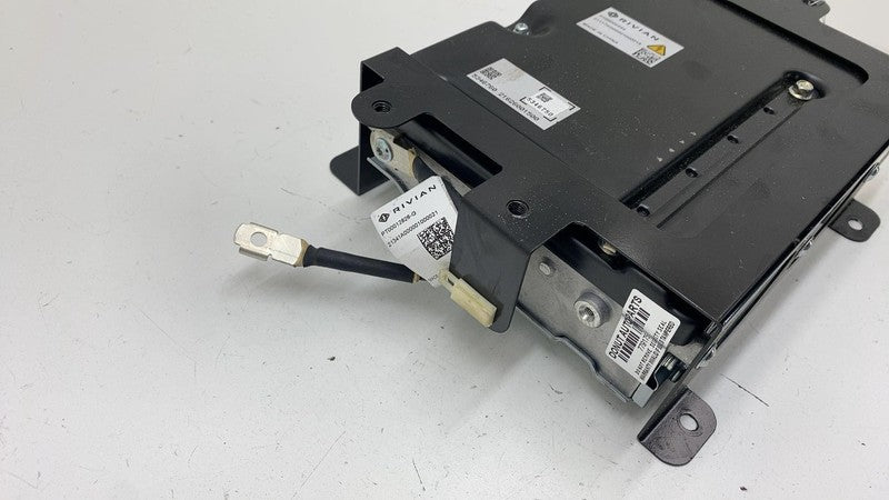 ⭕ 22-25 Rivian R1T R1S HV Power Inverter Converter Control Module PT00