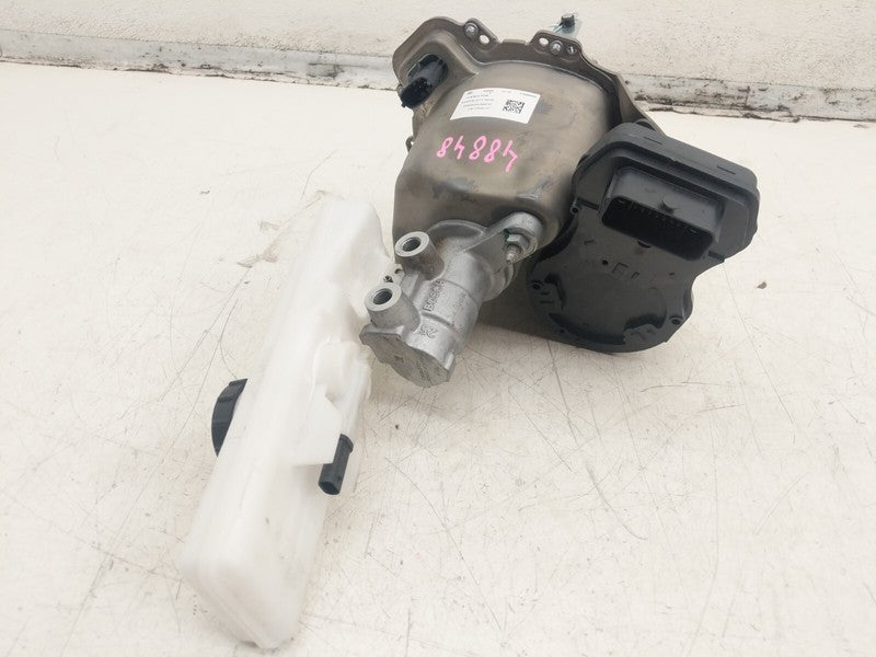 ⭕ 2017-2023 Model 3 Power Brake Booster Master Cylinder & Reservoir 10