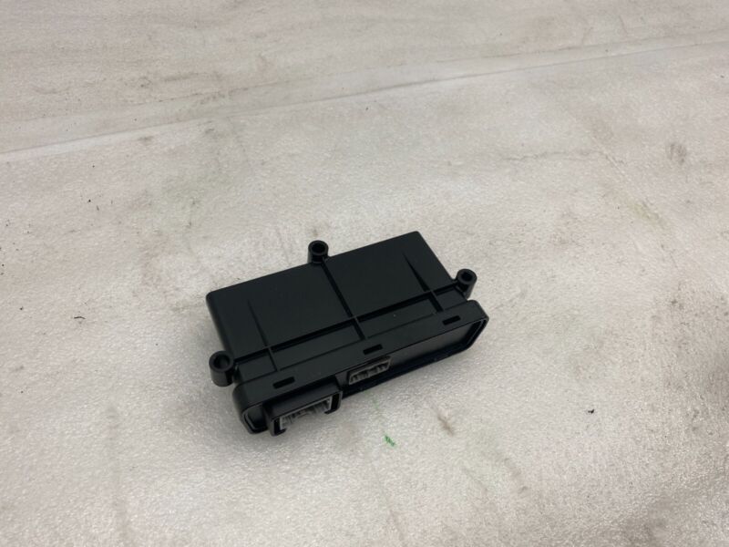 1007618 00 C 2012-2020 Tesla Model S X Parking Brake & Trunk Liftgate Control Module Assembly