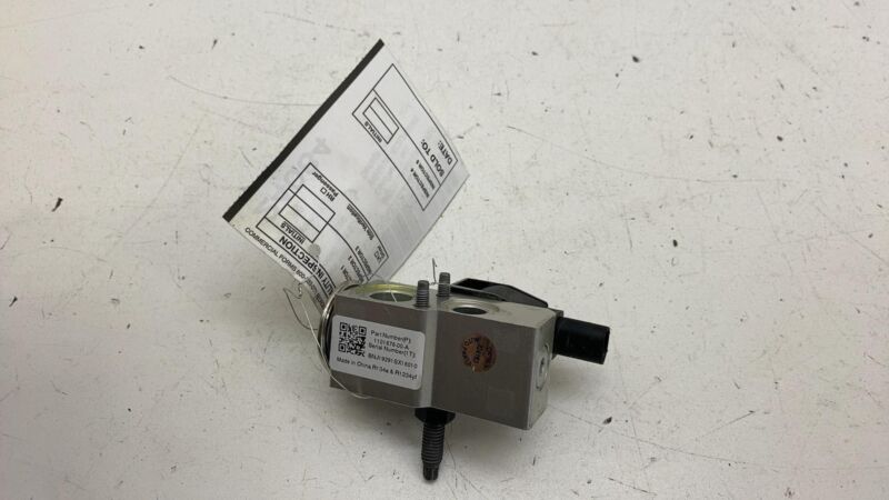 110187800A 17-23 Model 3 Air Conditioner AC HVAC Heater Core Valve Tube Sensor 1101878-00-A