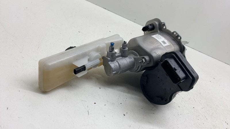 ⭕ 2017-2023 Model 3 Power Brake Booster Master Cylinder & Reservoir 10