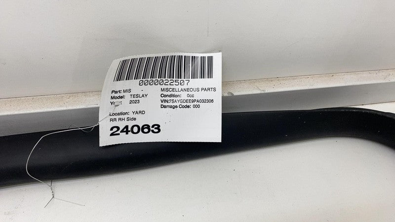 ⭕2020-2023 Tesla Model Y Rear Passenger Door Body Weatherstrip Rubber