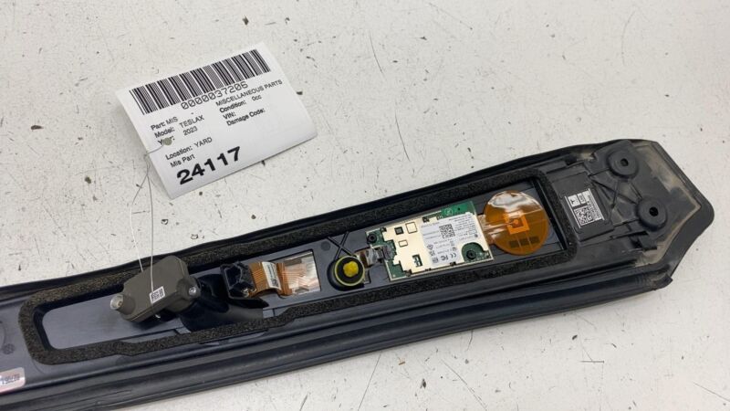 174128900C 2021-2024 Tesla Model X MX Right B-Pillar Applique Trim Molding w/ Camera & Seal