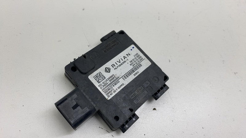 ⭕ 2024-2025 Rivian R1S Rear Blind Spot Radar Sensor Module Unit OEM PT