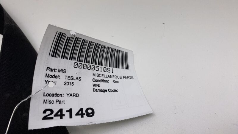104825903A 2012-2020 Tesla Model S Front Passenger Side 1st Row Seat Belt & Retractor Right