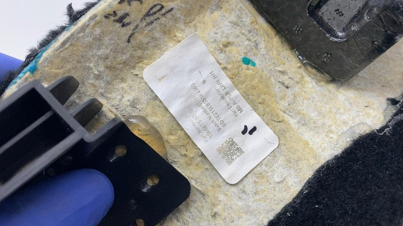 156607597B 2021 2022 2023 2024 Tesla Model S Passenger Right Lower A-Pillar Sill Plate Trim