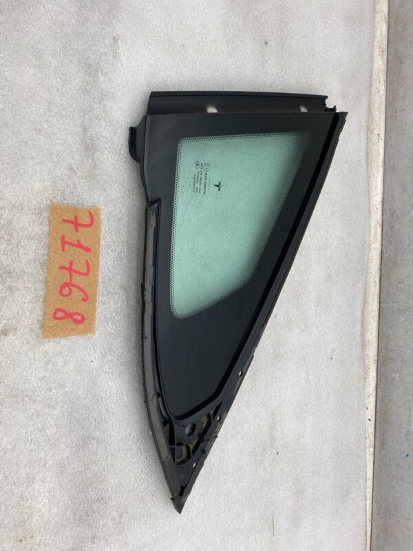 E6 43R-008010 2012-2020 Tesla Model S Rear Driver Side Quarter Fixed Glass Left LH Assembly