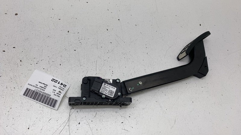 PT00002543F ⭕ 2022-2024 Rivian R1T R1S Front Accelerator Gas Pedal Assembly OEM PT00002543F