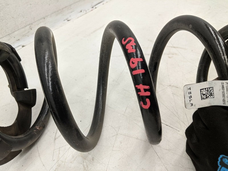 104447201E ⭕ 2017-2023 Tesla Model 3 M3 Rear Suspension Coil Spring Assembly 1044472-01-E