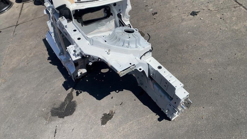 ⭕ 22-24 Mercedes EQS 450+ V297 Front Right Fender Rail Frame Horn Apron Cut RH