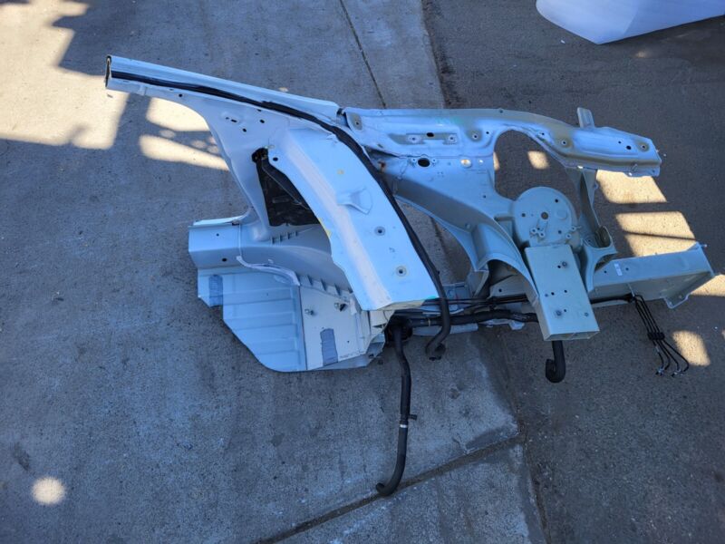 102258801N ⭕ 16-20 Tesla Model S Front Left Body Quarter Panel Fender Apron Frame Cut Out