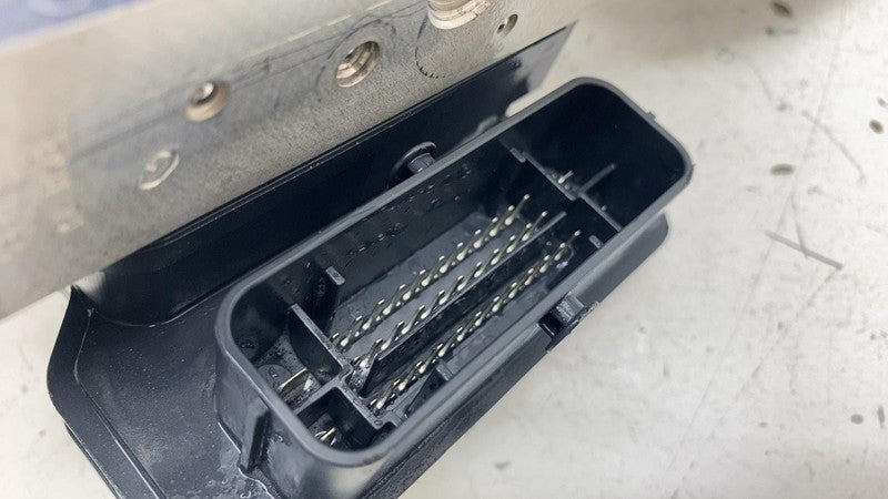 ⭕ 12-15 Model S Anti-Lock ABS Brake Pump Hydraulic Control Module 1037