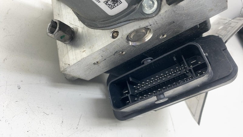 ⭕ 17-23 Tesla Model 3 Y Anti-Lock Brake System ABS Pump Module Unit 10