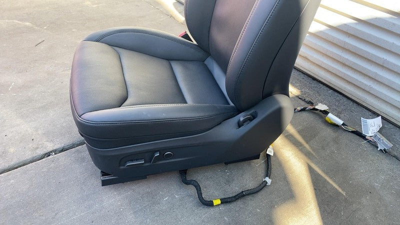 ⭕ 24-25 Model 3 Front Driver Seat w/ Rail Track & Control Switch + Buckle Left