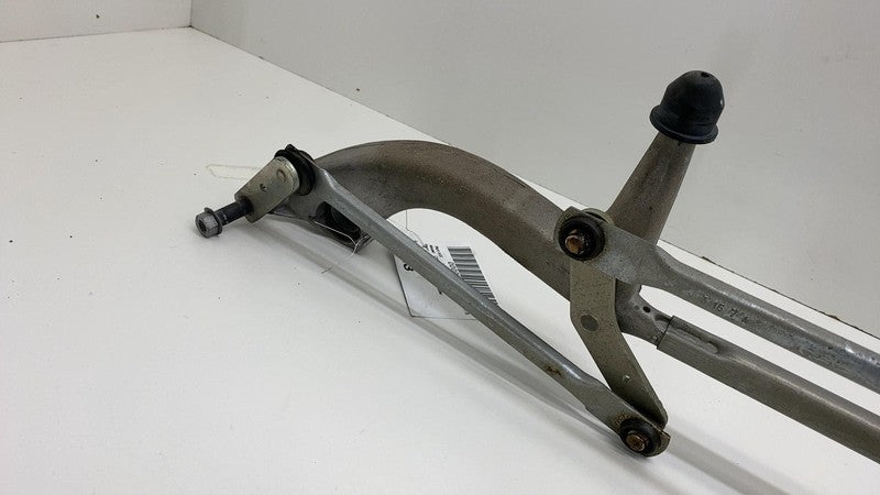 HM5T14A303AA 2013 2014 2015 2016 2017 2018 Ford C-Max Windshield Wiper Linkage and Motor Assy