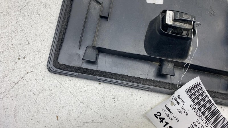 ⭕ 2020-2023 Tesla Model Y Frunk Access Panel & Child Safety Switch 149