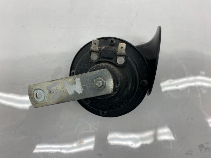 2012-2020 Tesla Model S Seger High Pitch Tone Horn 12V 510 Hertz w/ Bracket OEM