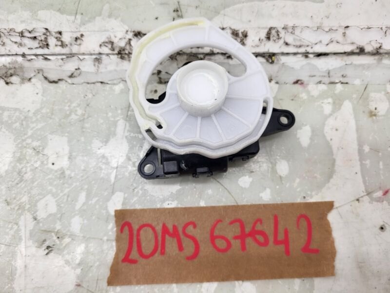 D266-EB9AA01 2012-2020 Tesla Model S MS HVCC Heater Control Flap Motor Actuator D266-EB9AA01